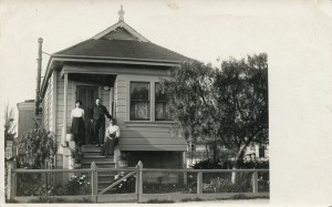 Mr. and Mrs. Woods at their home in Alameda, California, mailed 1908           